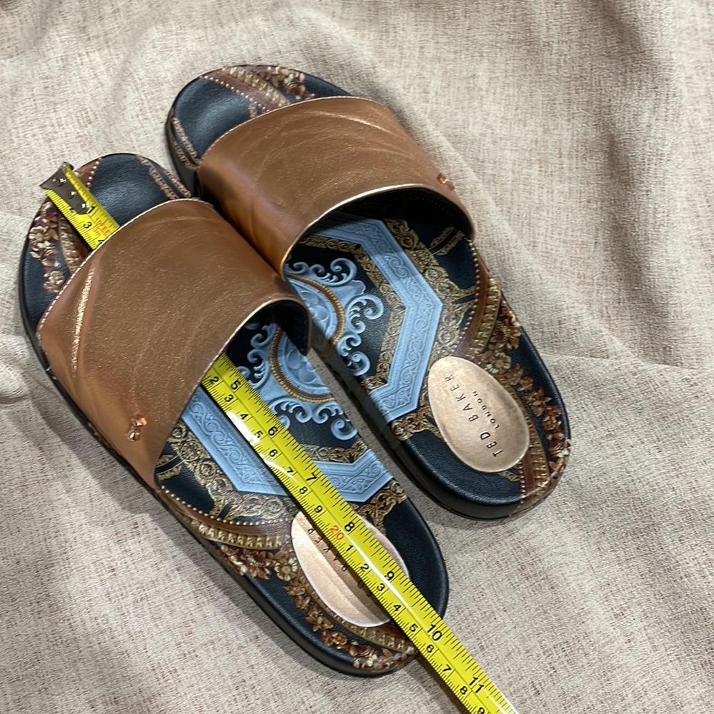 Ted Baker Slides - Picture 10 of 11
